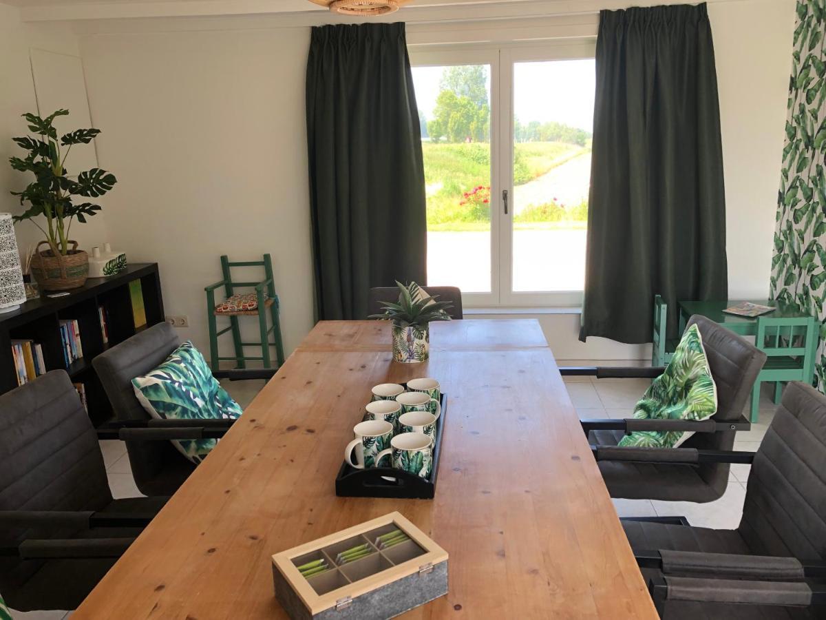Holiday home Op Den Diek Sint Kruis