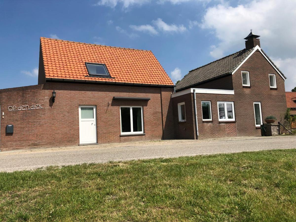 Op Den Diek Holiday home Sint Kruis